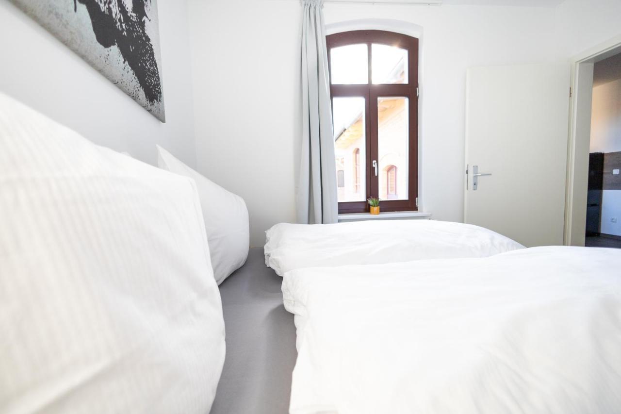 Halle  Apartments Am Neuen Theater - Altstadt - Zentral - Kueche - Wifi - Powered By Ko-Living المظهر الخارجي الصورة